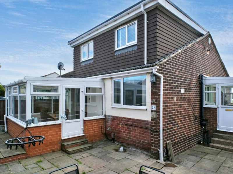 Deanhurst-Gardens-Gildersome-DPSH-The-Estate-Agent-Morley-Leeds